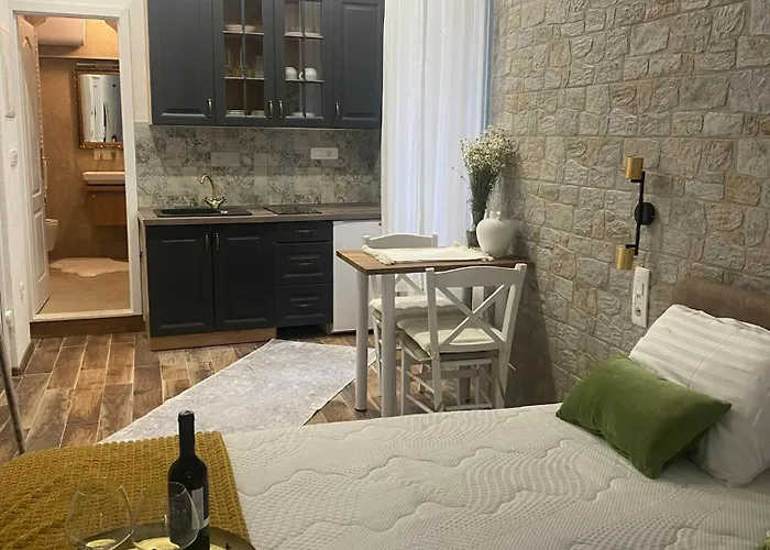 Diokletian's Golden Nest Apartment Split